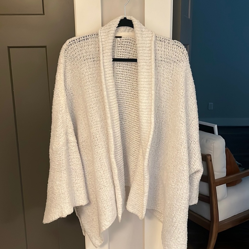 Free people shawl / sweater